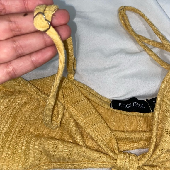 Cut-Out Bodysuit - Picture 3 of 5